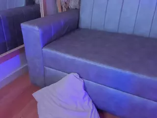 emmily-cardona ❤️'s Live Sex Cam Show