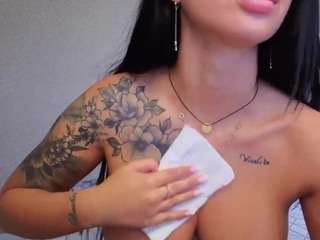 EvaxxxRose