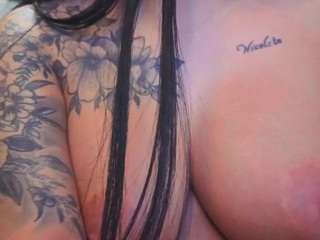 evaxxxrose Live Webcam on CamSoda