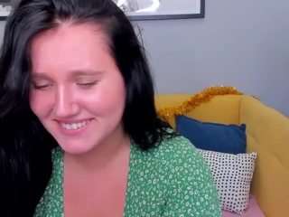 kassandragreyy's CamSoda show and profile