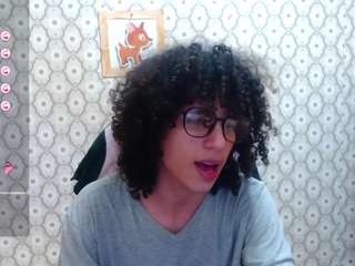 kurttmiller's CamSoda show and profile