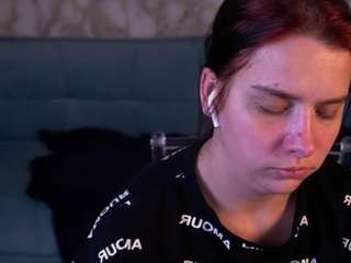 liviashy Live Webcam on CamSoda