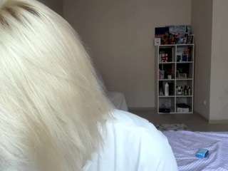 milliimolly Live Webcam on CamSoda