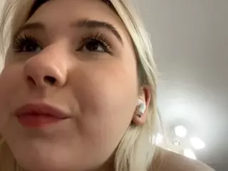 MilliiMolly's Live Sex Cam Show
