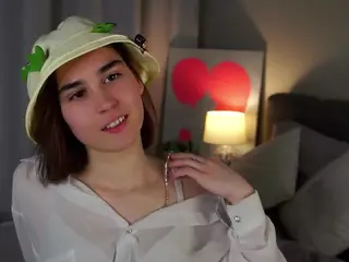 MoireCarll's Live Sex Cam Show