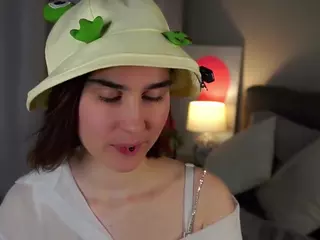 MoireCarll's Live Sex Cam Show