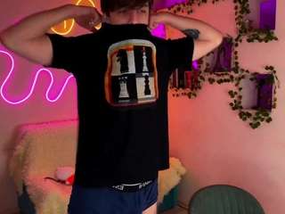 sofi-adrean's CamSoda show and profile