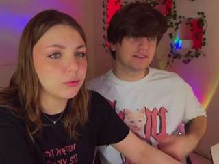 le modèle sofi-adrean est en webcam porno dans un show sur le site camsoda, il possède les tags suivants: anal,anal toys,black hair,blowjob,cowgirl,creampie,doggy style,green eyes,lovense,no drinking,tittyfuck,toys,hd