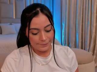 ambarjames's CamSoda show and profile