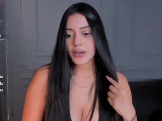 ambarjames live cam profile