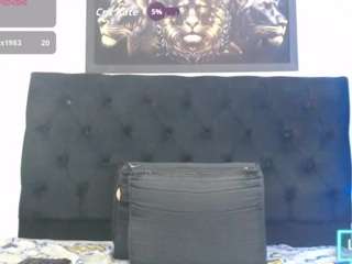 Live cam show with gabi_horny