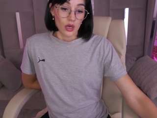EviLune live webcam show