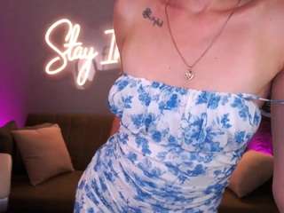 EviLune live webcam show
