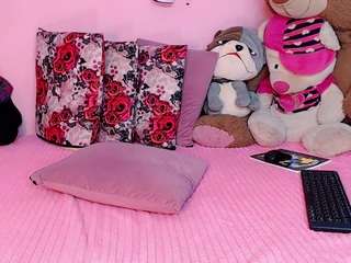 lorenariivas420 Live Webcam on CamSoda