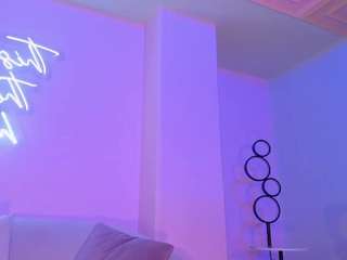 milalawrencex's CamSoda show and profile