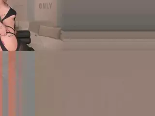 MilaLawrenceX's Live Sex Cam Show