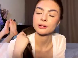 MoiraHadwin's Live Sex Cam Show