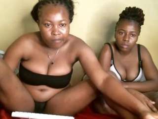 le modèle prettylorii est en webcam porno dans un show sur le site camsoda, il possède les tags suivants: black hair,no smoking,young adult,teen 18,tattoos,squirter,shaved pussy,orgasm,no drinking,brown eyes,handjob,full nudity,flashing,fingers,fingering,erotic dance,doggy style,big tits,ebony