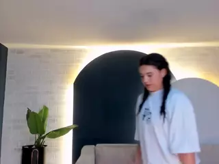 ThaliaCollins's Live Sex Cam Show