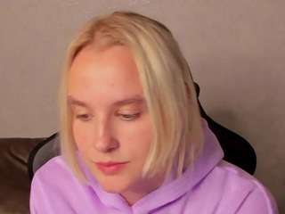 carolin-miller Live Webcam on CamSoda