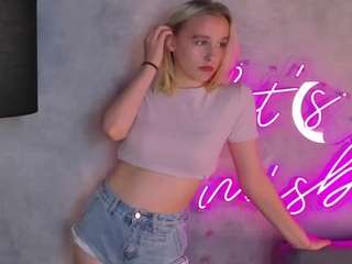 carolin-miller webcam