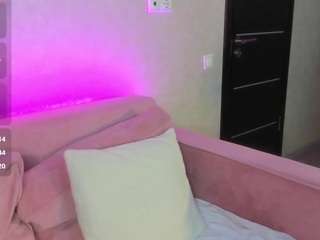 julia-jips Live Webcam on CamSoda