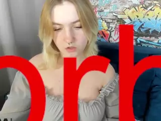 Julia-Jips's Live Sex Cam Show