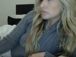 laceymuler32 live cam profile