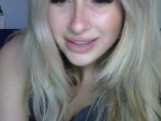 laceymuler32's CamSoda show and profile