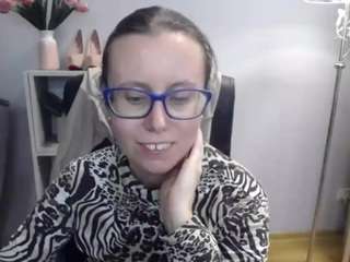 lizzysparkle webcam model