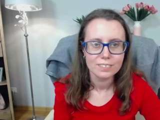 lizzysparkle live cam profile