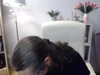 lizzysparkle live cam profile