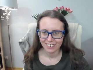 lizzysparkle's CamSoda show and profile