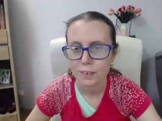 Live cam show with LizzySparkle