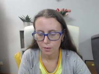 lizzysparkle webcam