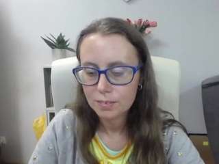 Live cam show with LizzySparkle