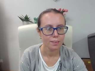 lizzysparkle live webcam show