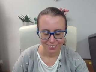 lizzysparkle live webcam show