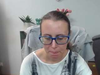 lizzysparkle live webcam show