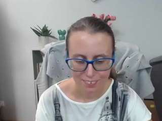 lizzysparkle live webcam show