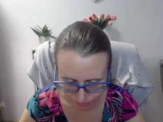 LizzySparkle live webcam show