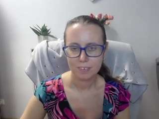 LizzySparkle live webcam show