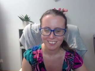 LizzySparkle live webcam show