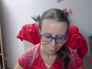 LizzySparkle live cam