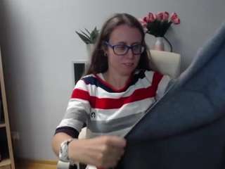 LizzySparkle live cam preview