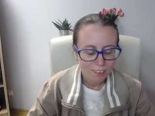 LizzySparkle live cam