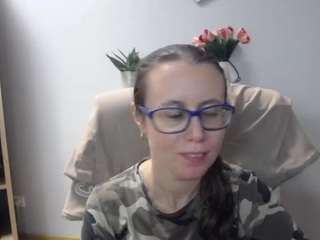LizzySparkle live cam preview