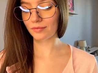 le modèle monafulford est en webcam porno dans un show sur le site camsoda, il possède les tags suivants: anal toys,skinny,natural,nature,no drinking,no smoking,normal,orgasm,pov,public,sexy,solo,massage,spank,striptease,tattoos,tease,teen 18,thin,tiny tits