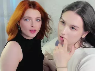 OdellaCockroft's Live Sex Cam Show