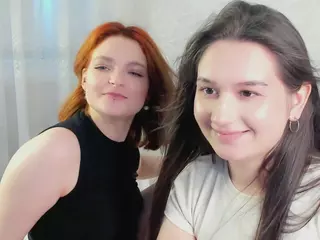 OdellaCockroft's Live Sex Cam Show